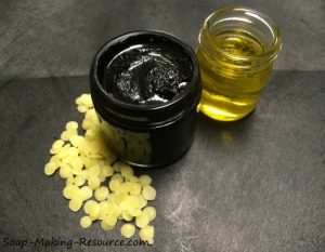 xactivated-charcoal-facial-mask-recipe-finished-product.jpg.pagespeed.ic.BK698L4pvs